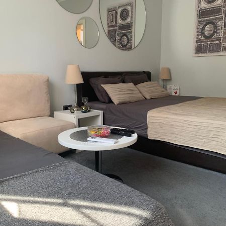 Apartment Skadarlija Free Parking Belgrad Exteriör bild