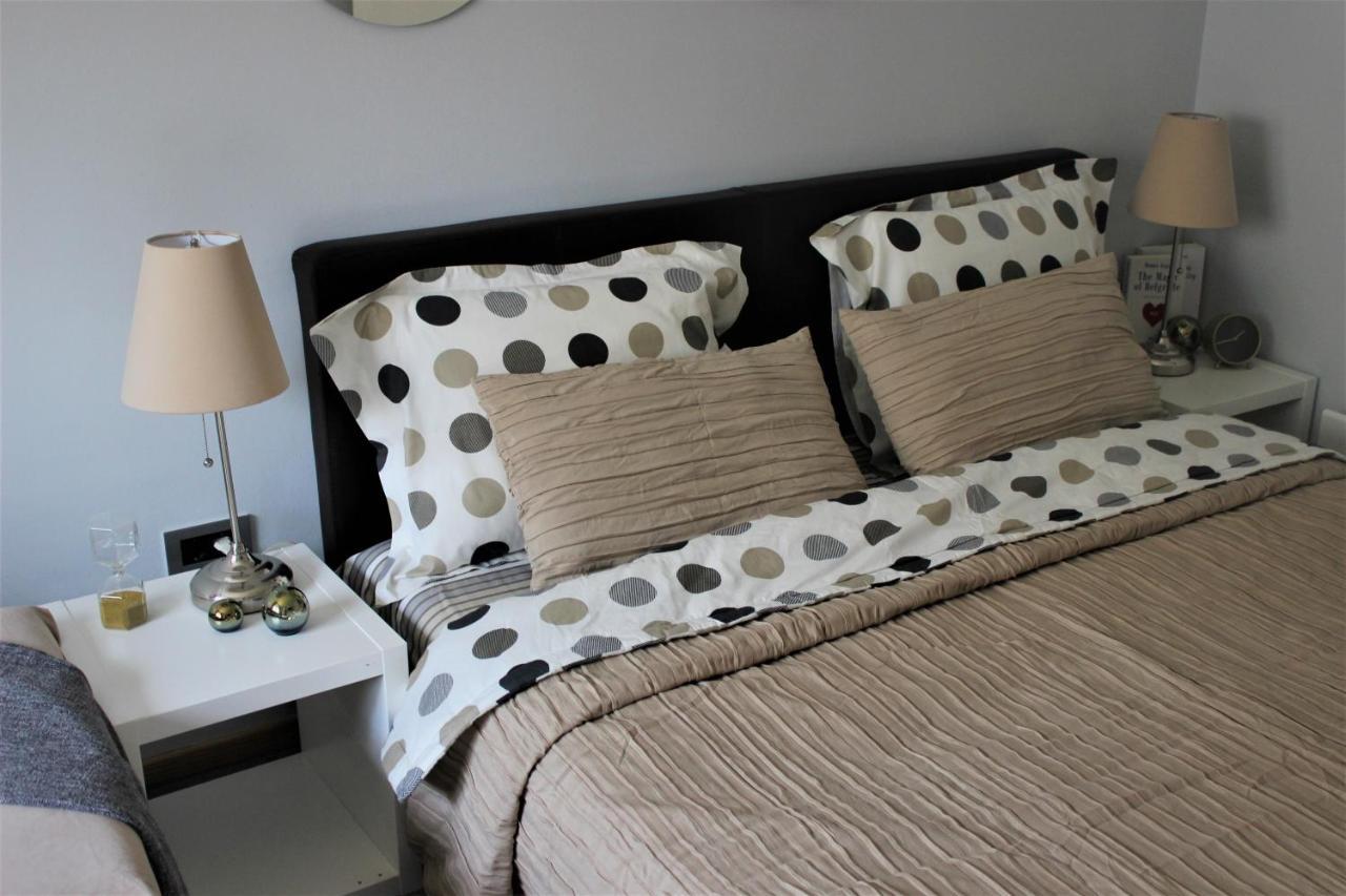 Apartment Skadarlija Free Parking Belgrad Exteriör bild