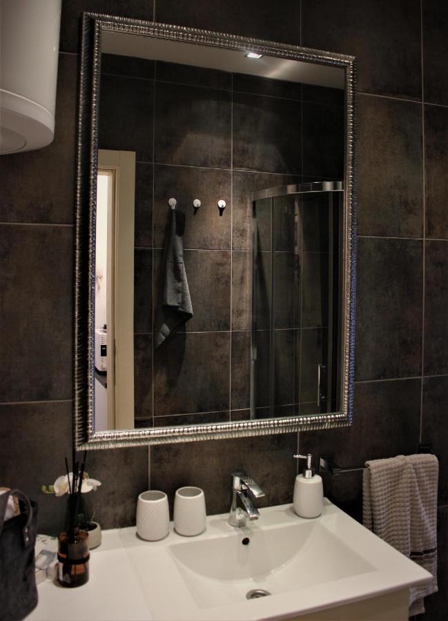 Apartment Skadarlija Free Parking Belgrad Exteriör bild